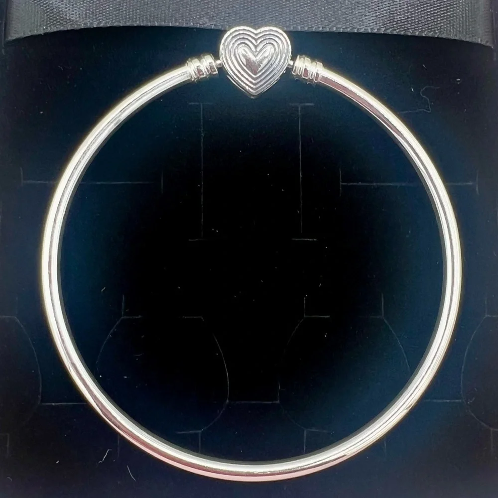 PANDORA Radiating Heart Clasp Bangle Bracelet Sterling Silver 7.5”/19cm~Gift Box - Picture 6 of 9